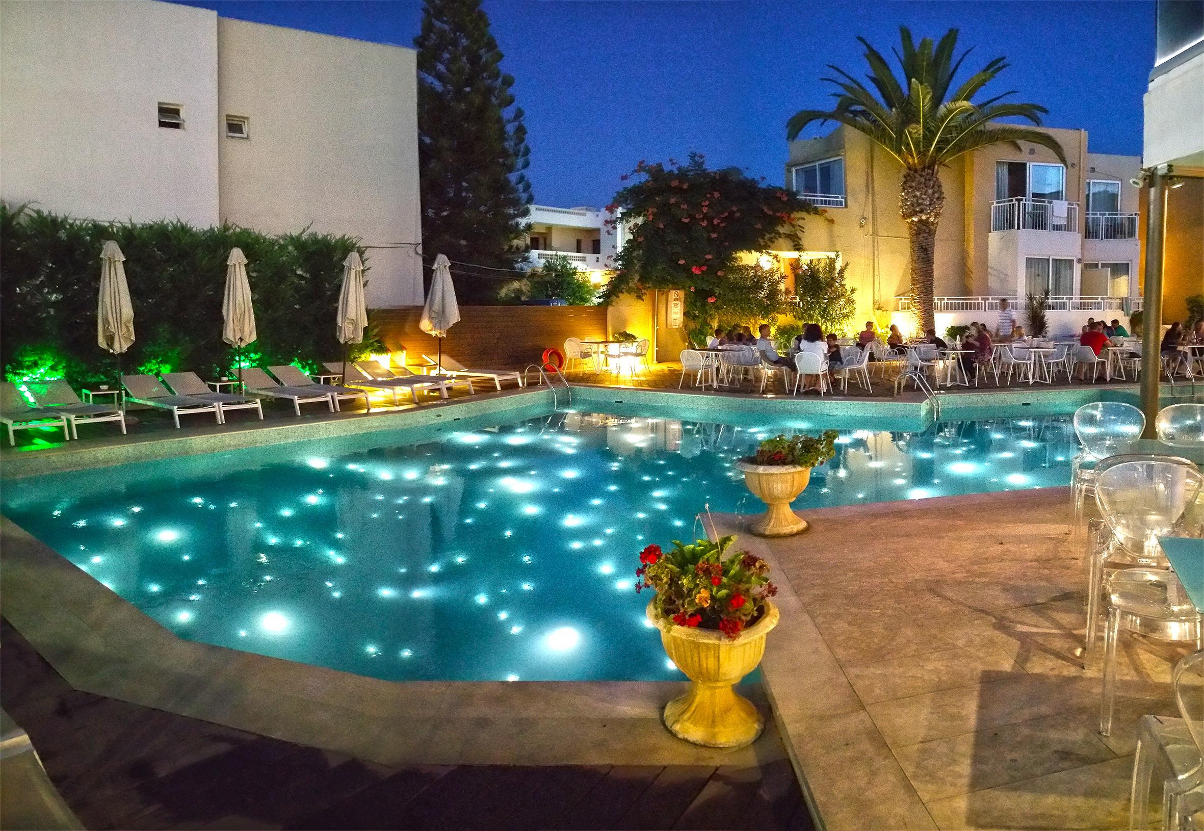 Nefeli Hotel Платанес Екстер'єр фото